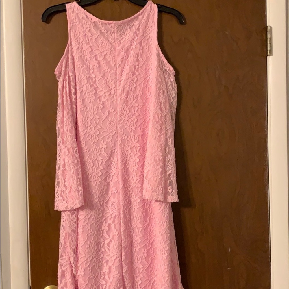 Pink lace, cold shoulder maternity dress - Picture 3 of 3